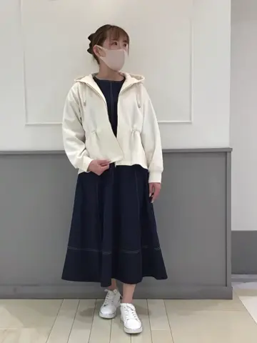 ANY SIS 咲本 コーディネート画像