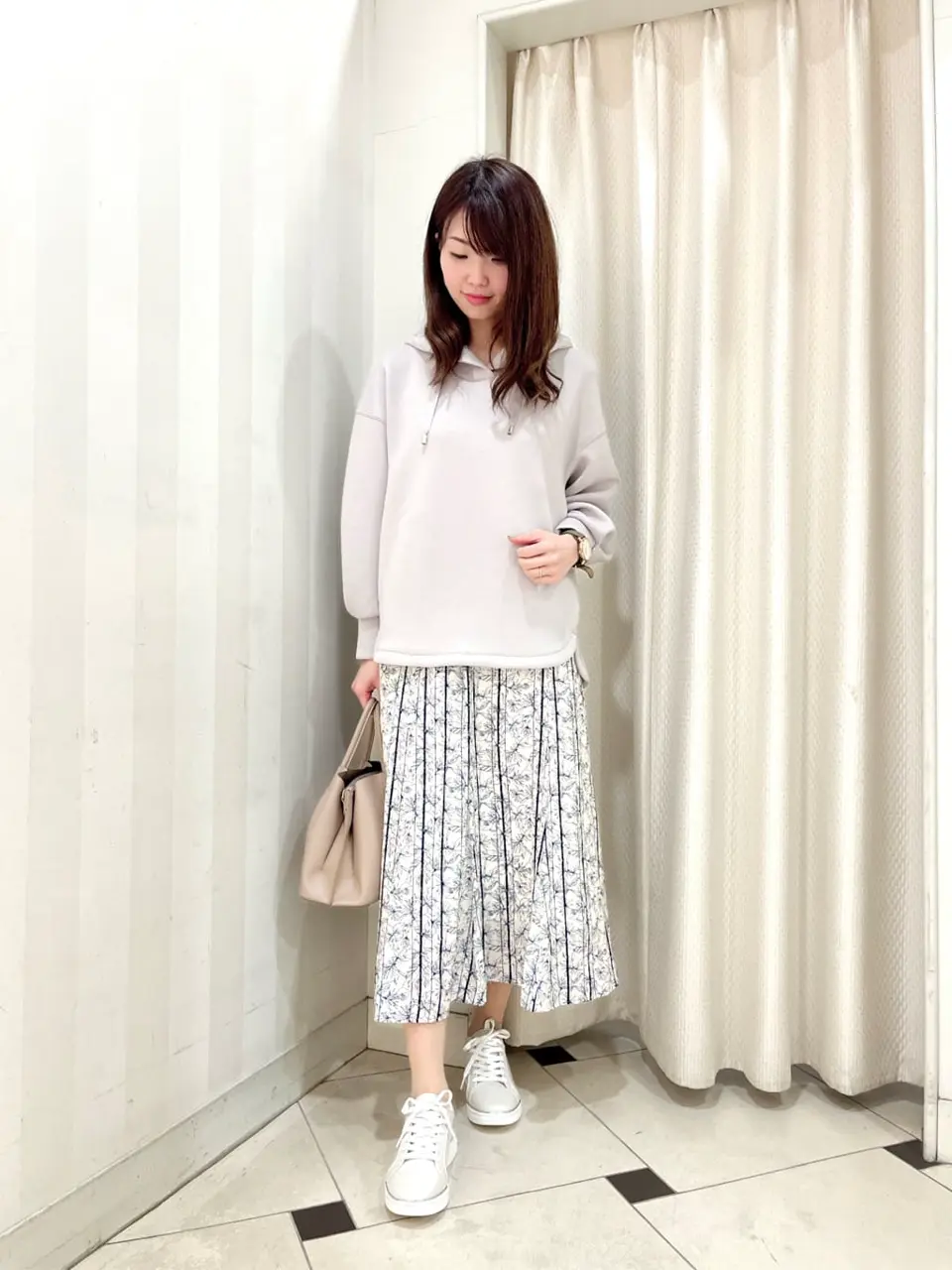  金井 コーディネート画像