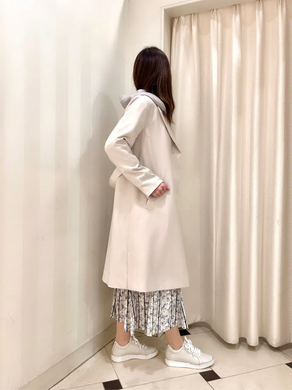 ANY SIS 金井 コーディネート画像