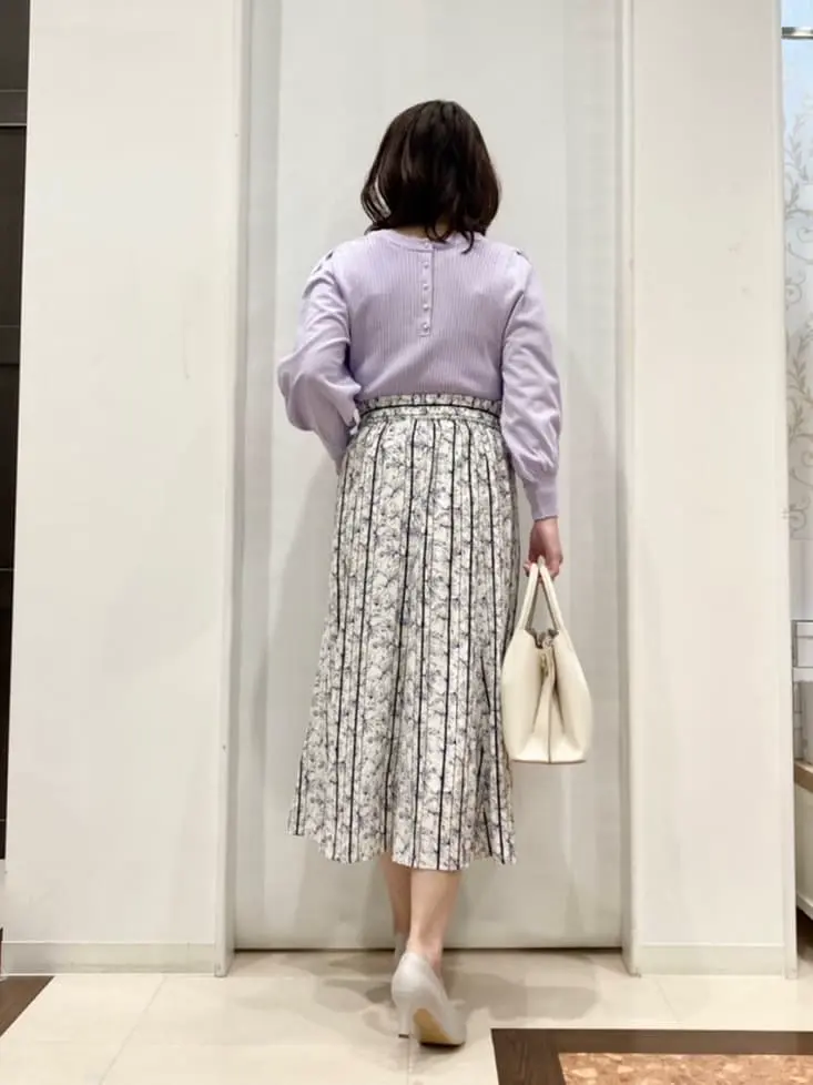 ANY SIS 横田 コーディネート画像