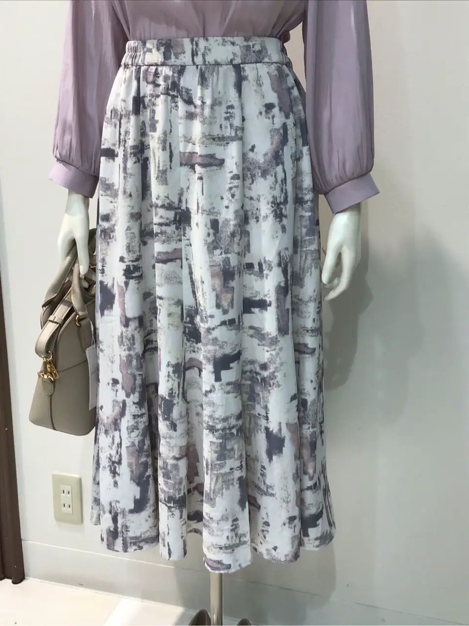 ANY SIS 布川 コーディネート画像