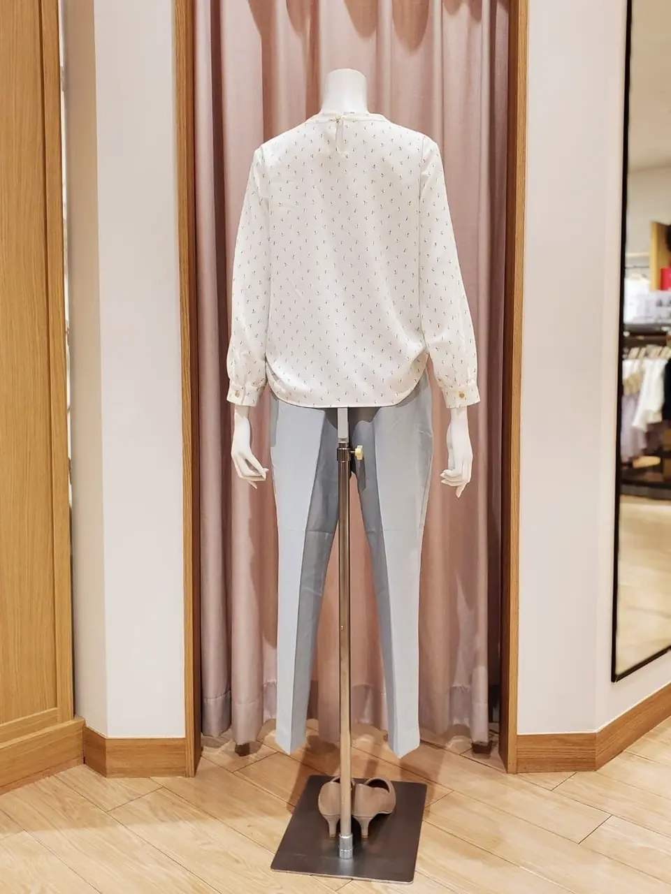 ANY SIS 岩田 コーディネート画像