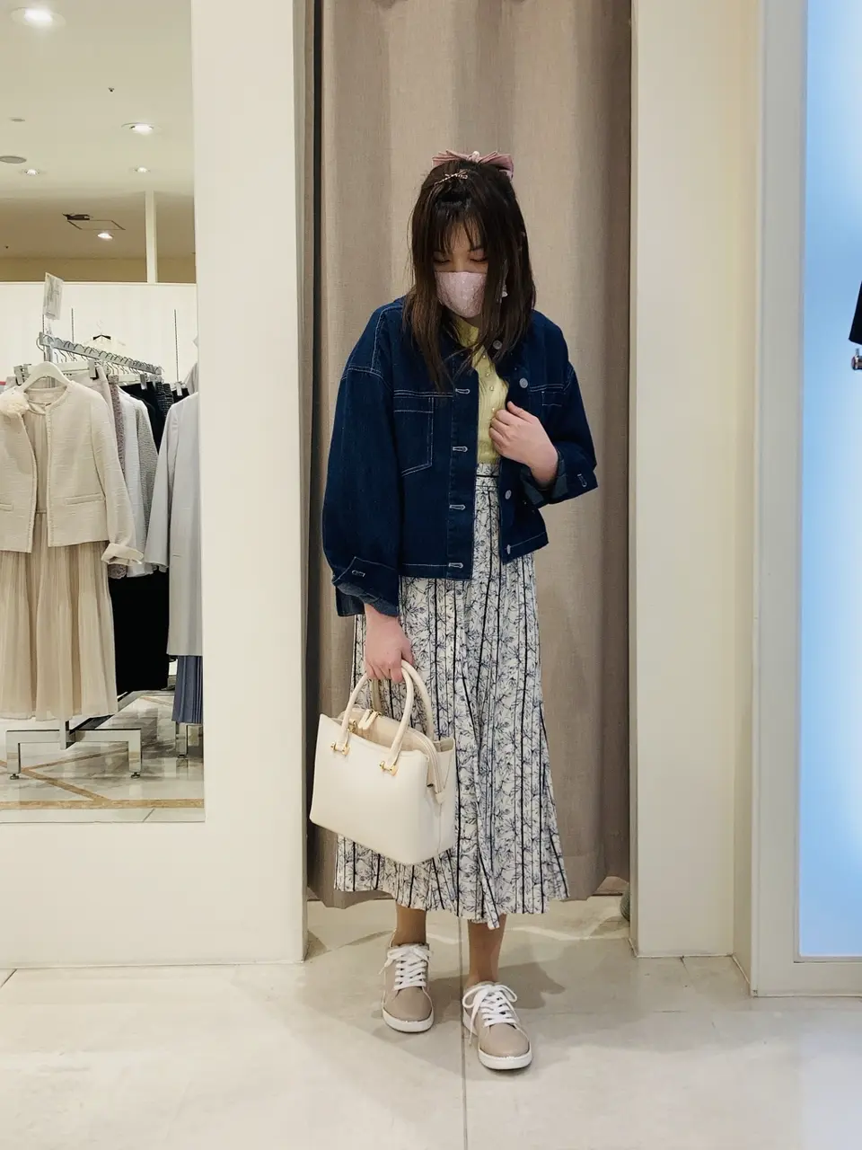 ANY SIS 川根　彩 コーディネート画像