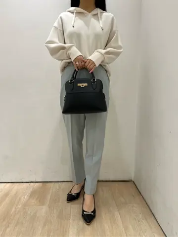 ANY SIS 梅田 コーディネート画像