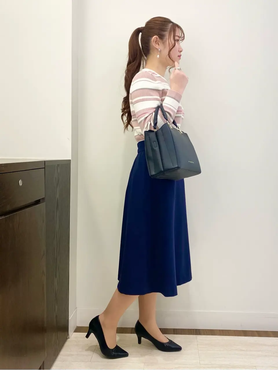 ANY SIS スタッフ コーディネート画像