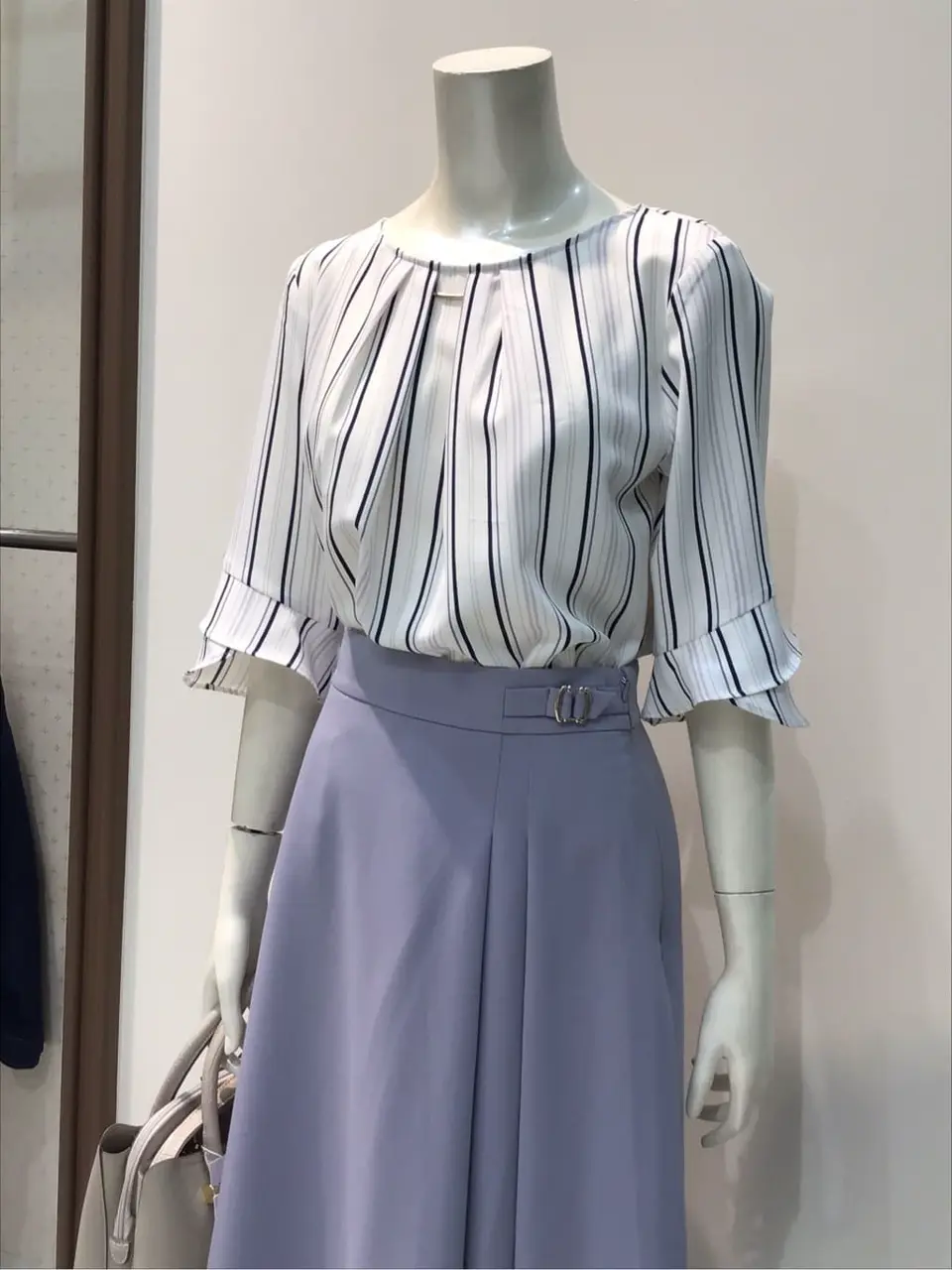 ANY SIS 布川 コーディネート画像