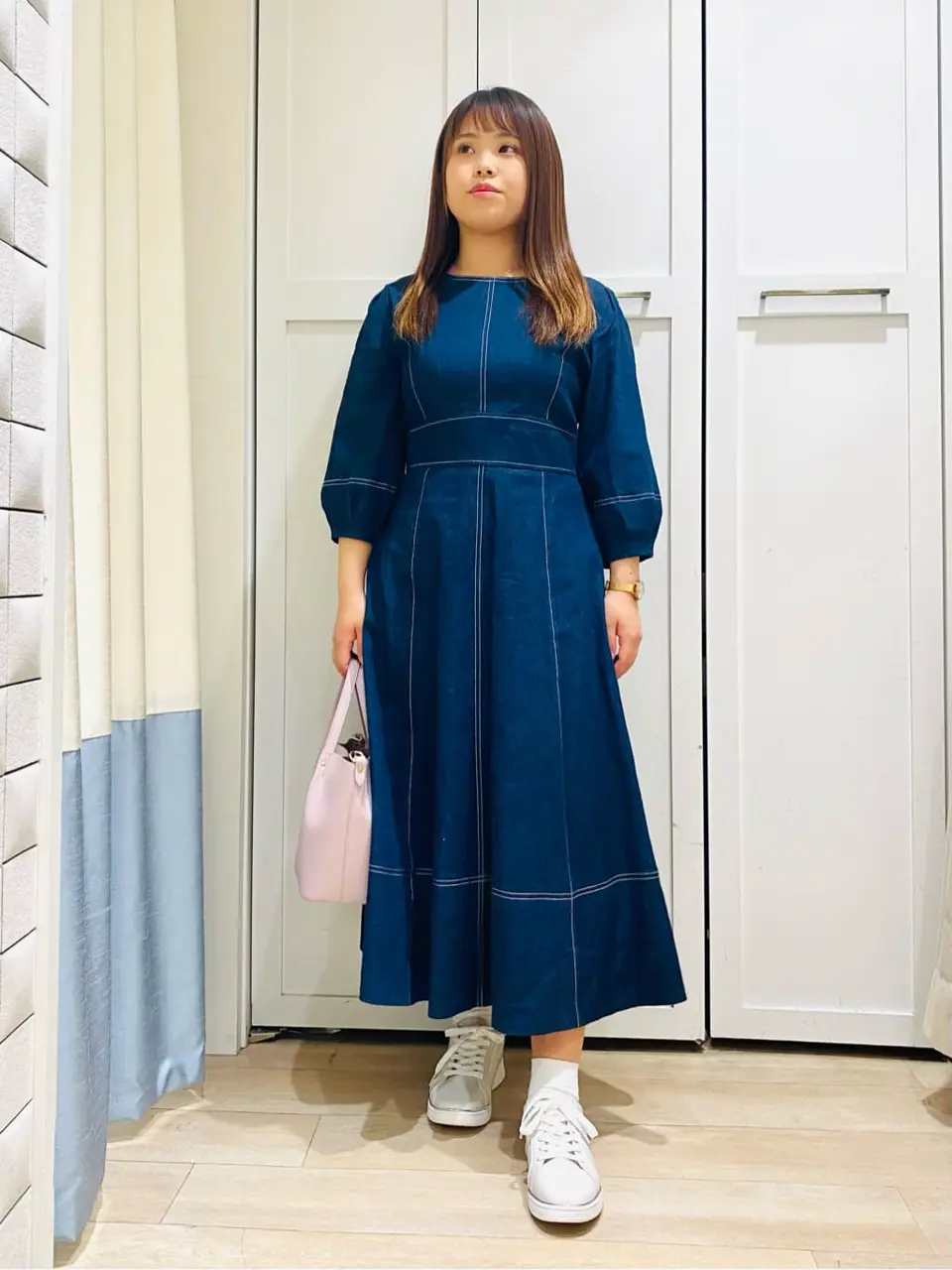 ANY SIS スタッフ コーディネート画像