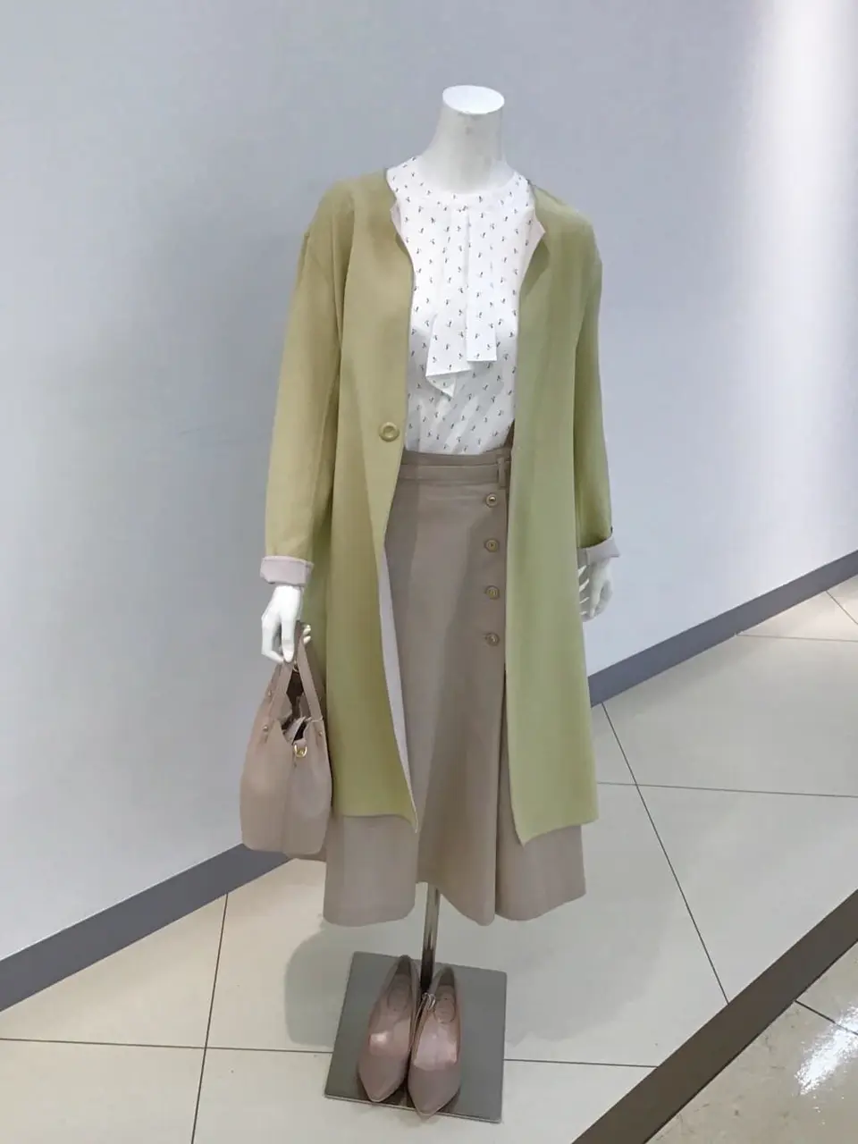 ANY SIS 本田 コーディネート画像