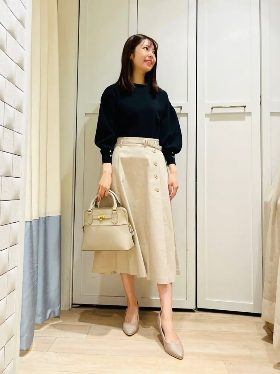 ANY SIS スタッフ コーディネート画像