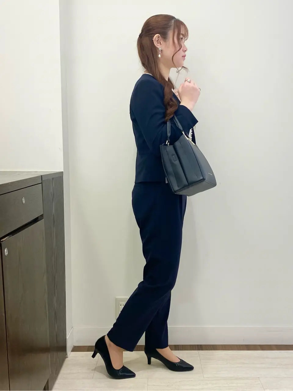 ANY SIS スタッフ コーディネート画像