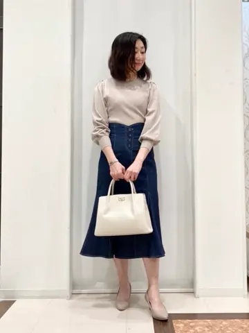 ANY SIS スタッフ コーディネート画像