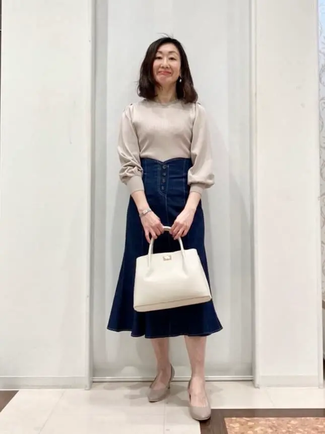 ANY SIS スタッフ コーディネート画像