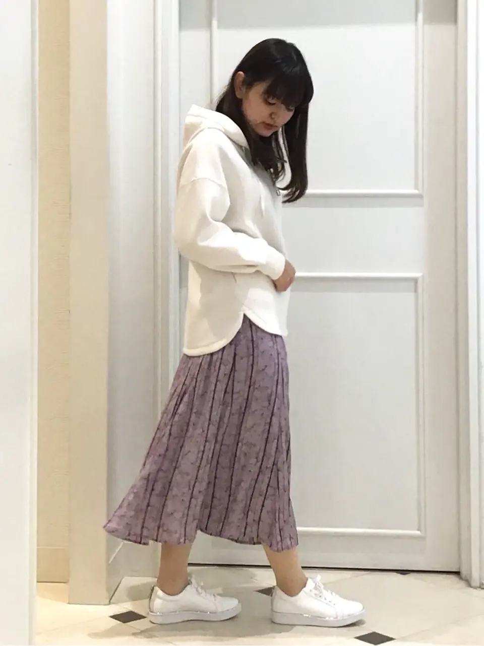 ANY SIS スタッフ コーディネート画像