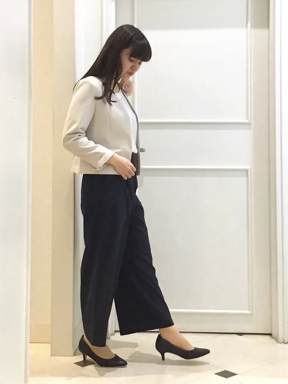 ANY SIS スタッフ コーディネート画像