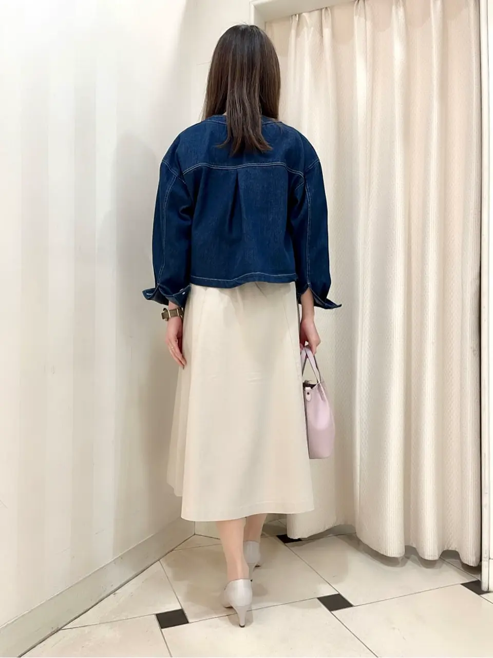 ANY SIS 金井 コーディネート画像