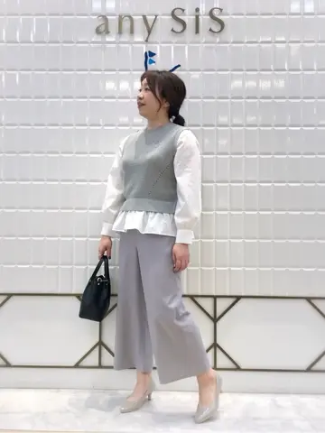 ANY SIS 中山 コーディネート画像