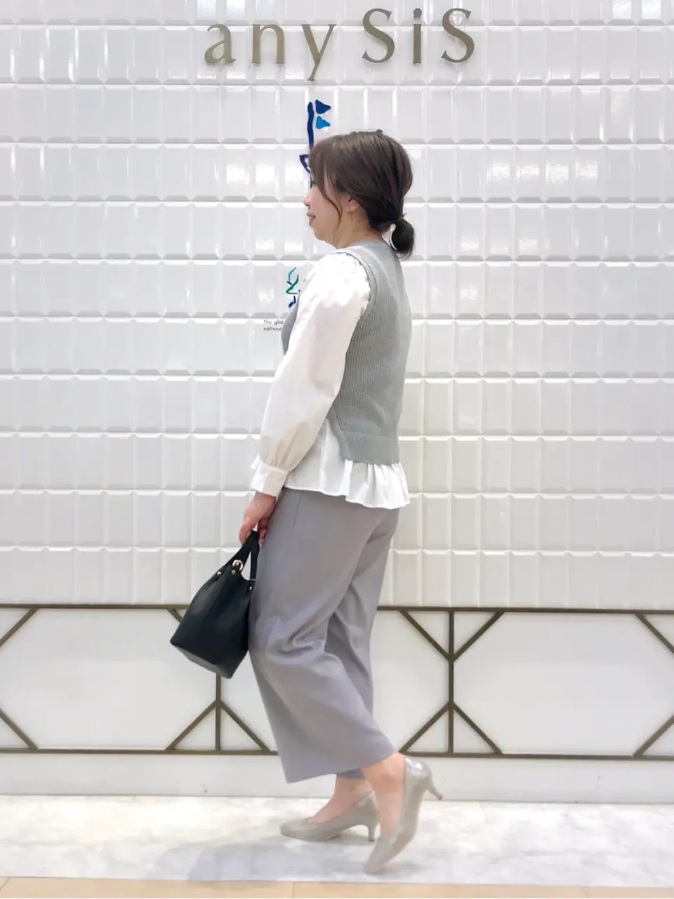 ANY SIS 中山 コーディネート画像