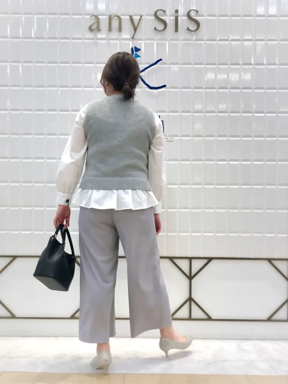 ANY SIS 中山 コーディネート画像