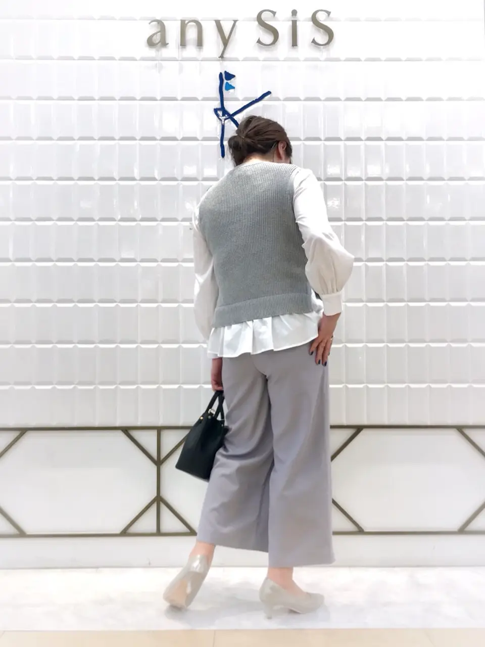ANY SIS 中山 コーディネート画像