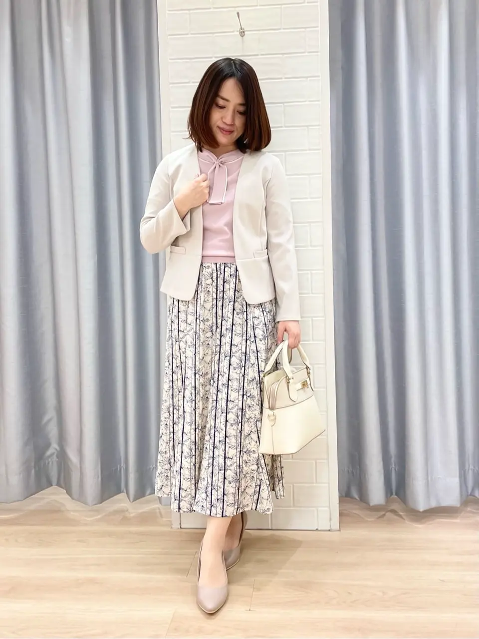 ANY SIS 丸岡 コーディネート画像