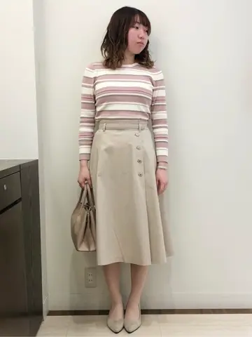 ANY SIS スタッフ コーディネート画像