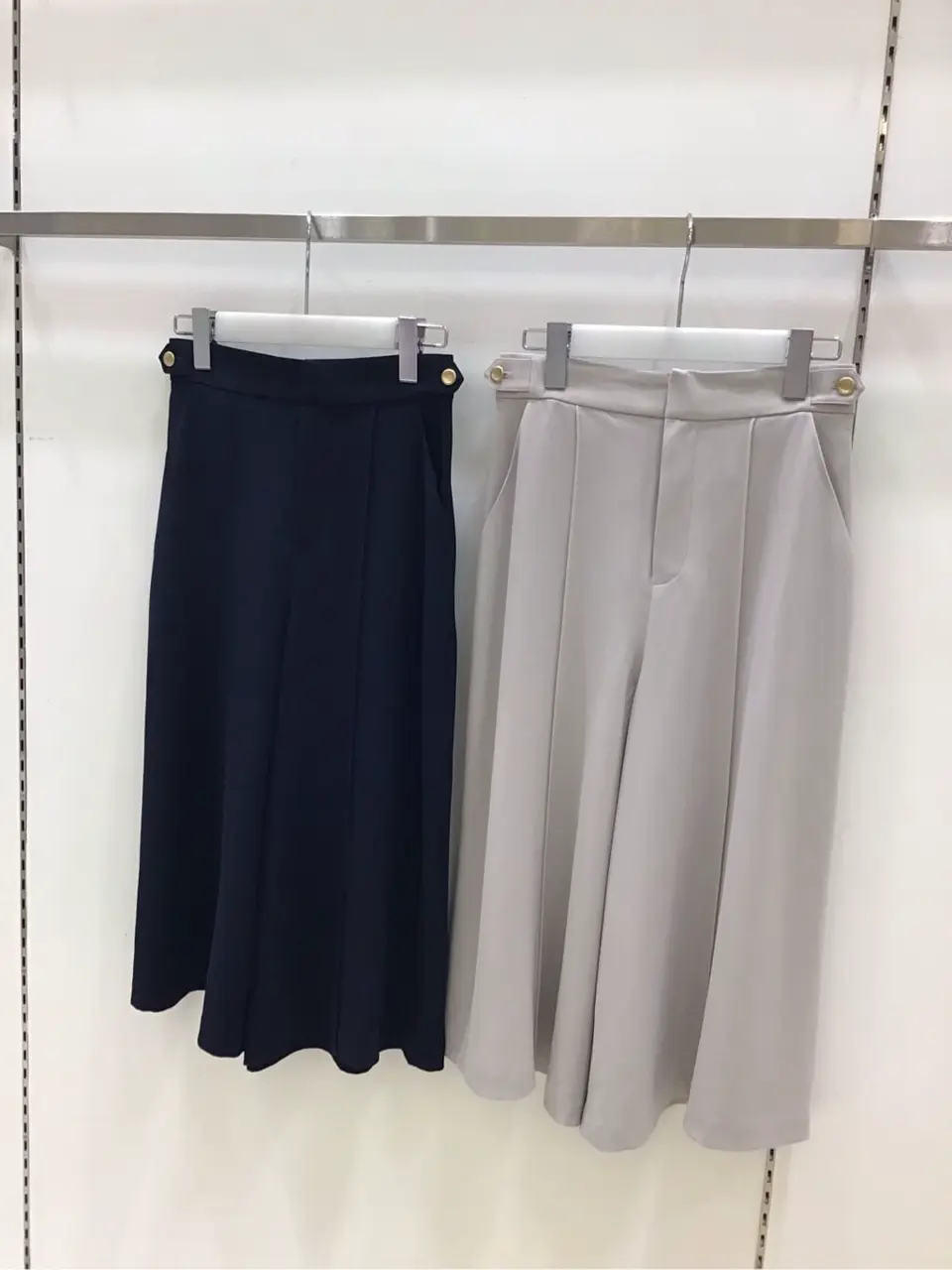 ANY SIS 布川 コーディネート画像