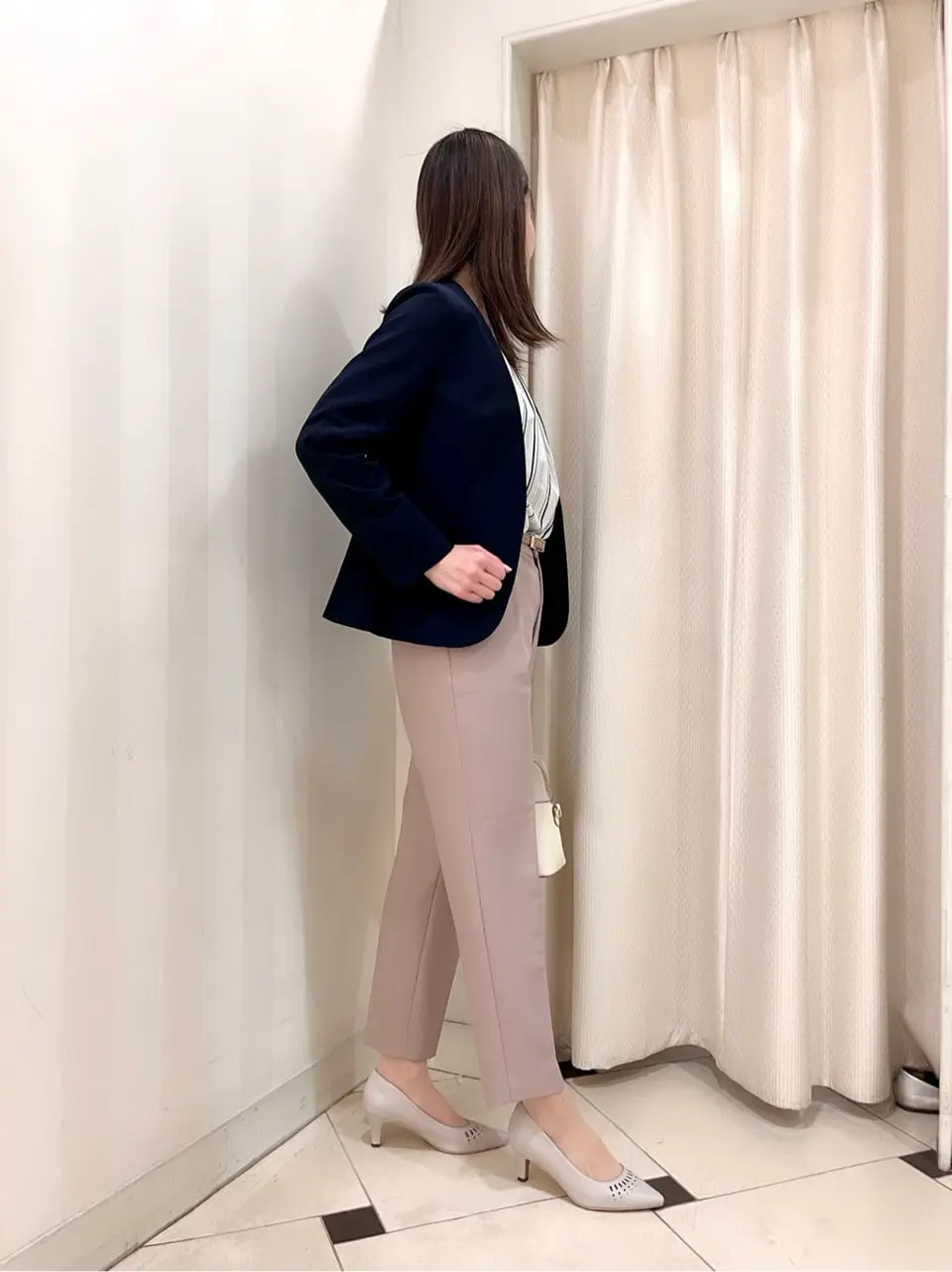 ANY SIS 金井 コーディネート画像