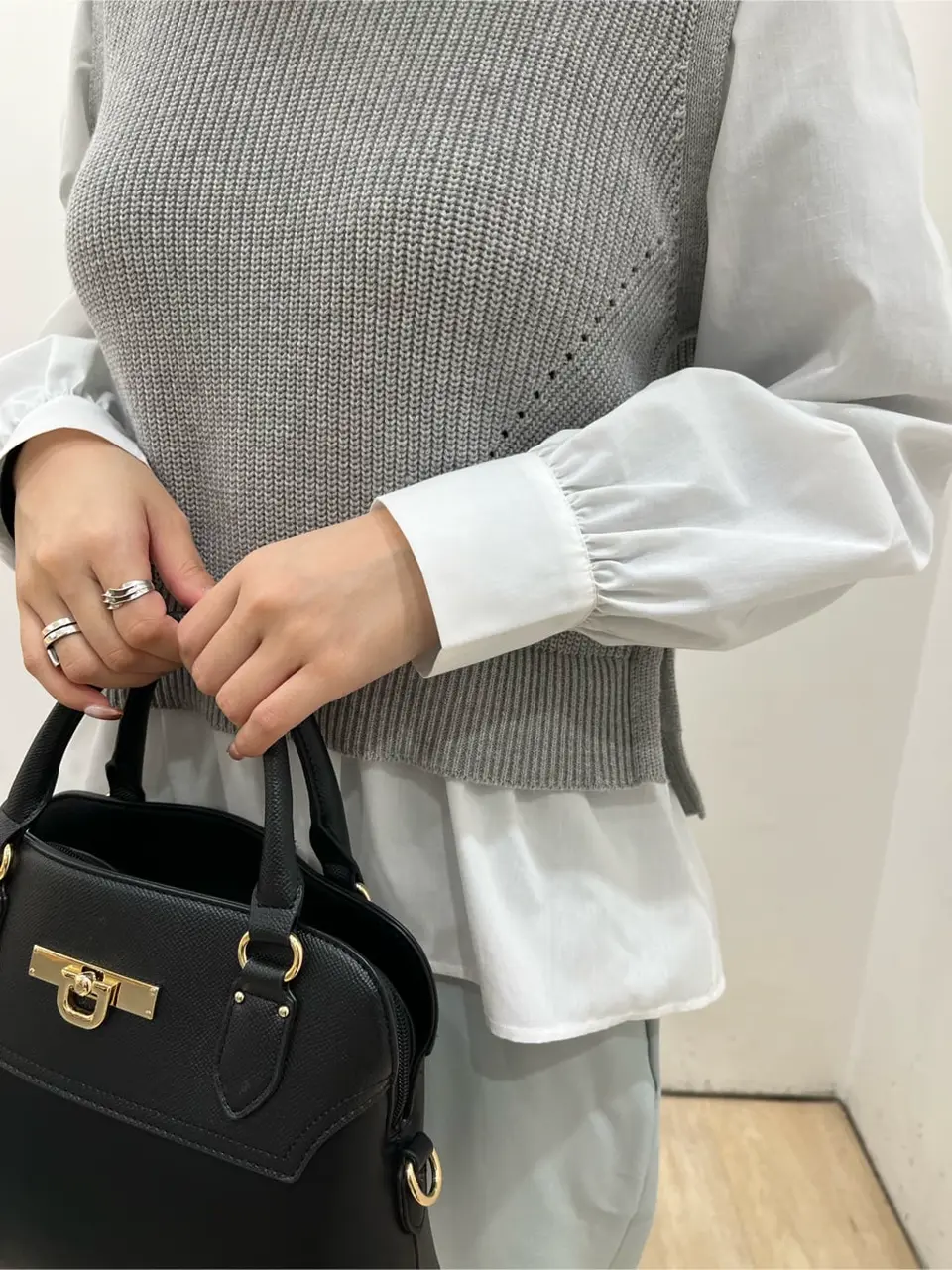 ANY SIS 梅田 コーディネート画像