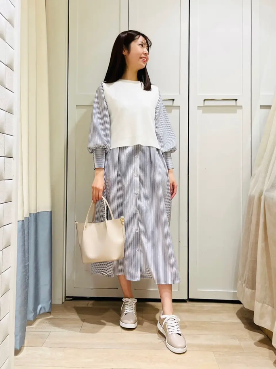 ANY SIS スタッフ コーディネート画像