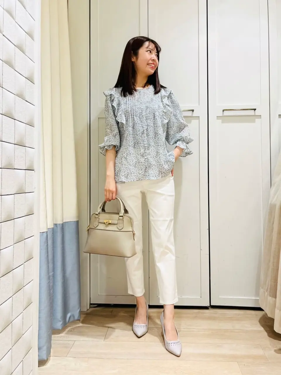 ANY SIS スタッフ コーディネート画像