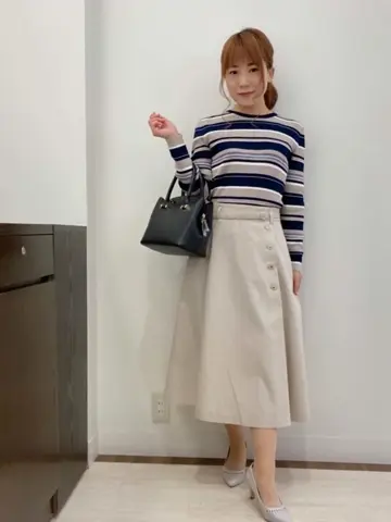 ANY SIS スタッフ コーディネート画像