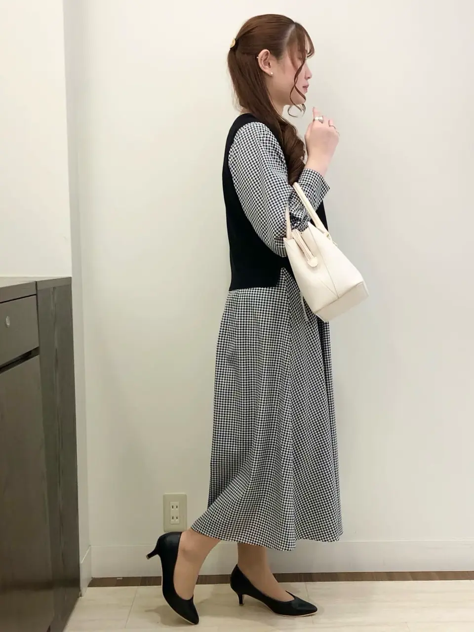 ANY SIS スタッフ コーディネート画像