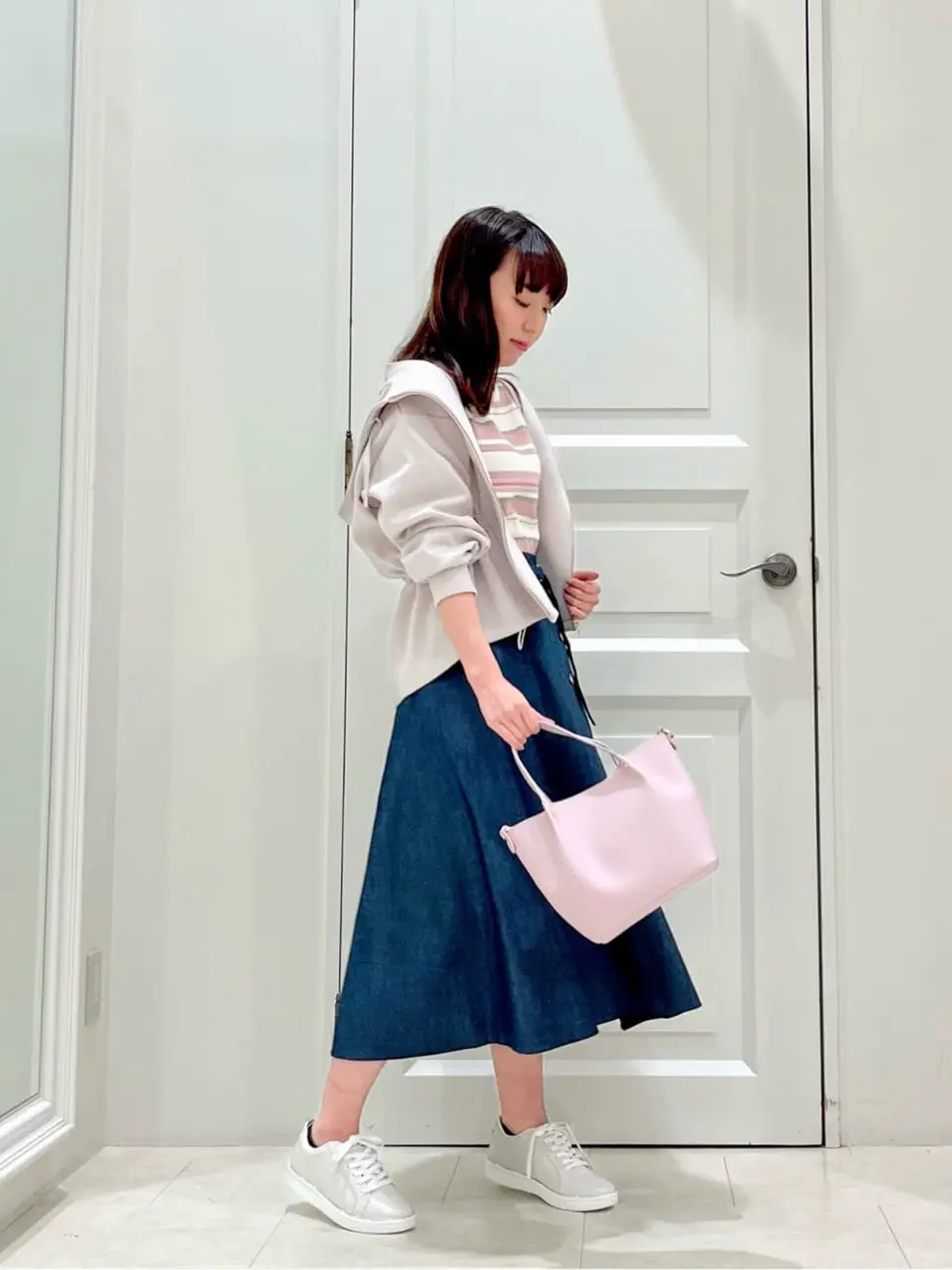 ANY SIS スタッフ コーディネート画像