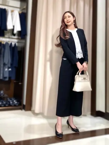 ANY SIS STAFF コーディネート画像