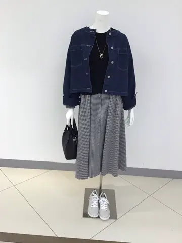 ANY SIS 橋本 コーディネート画像