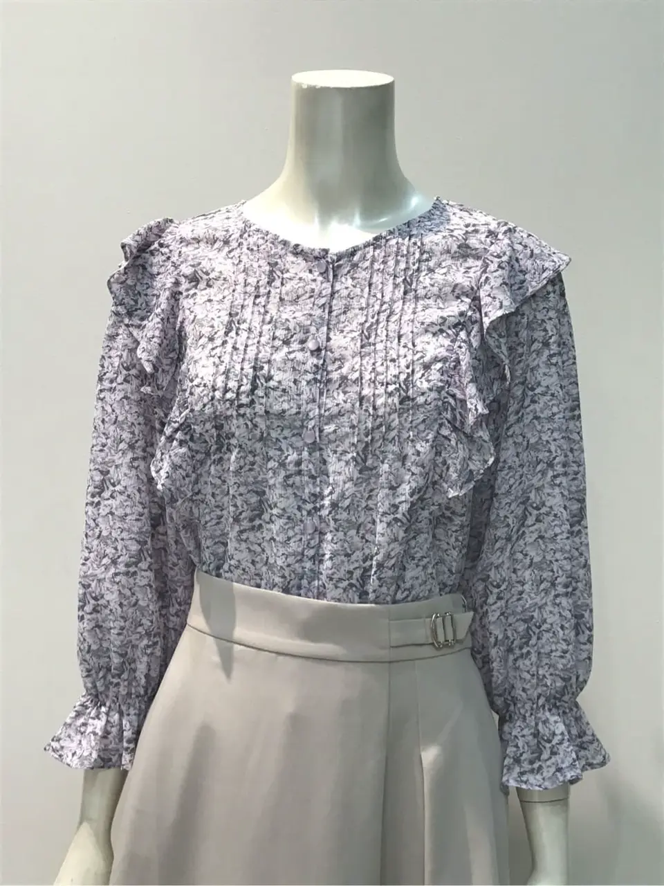 ANY SIS 布川 コーディネート画像