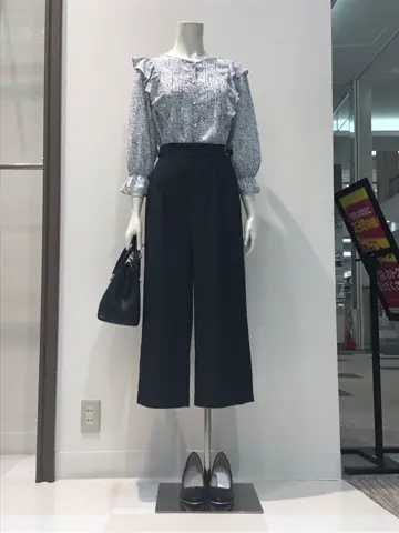 ANY SIS 布川 コーディネート画像