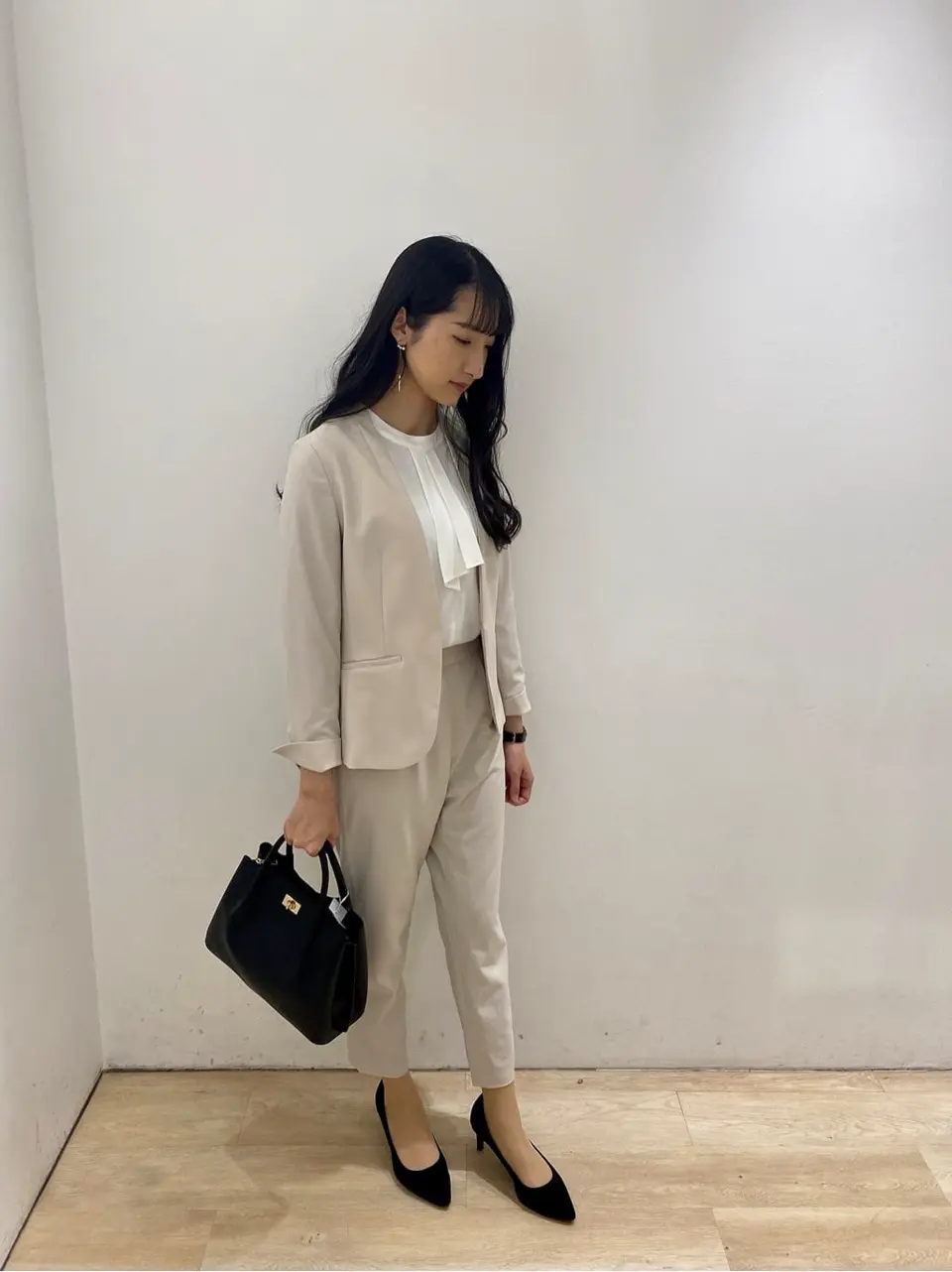 ANY SIS 安原 コーディネート画像