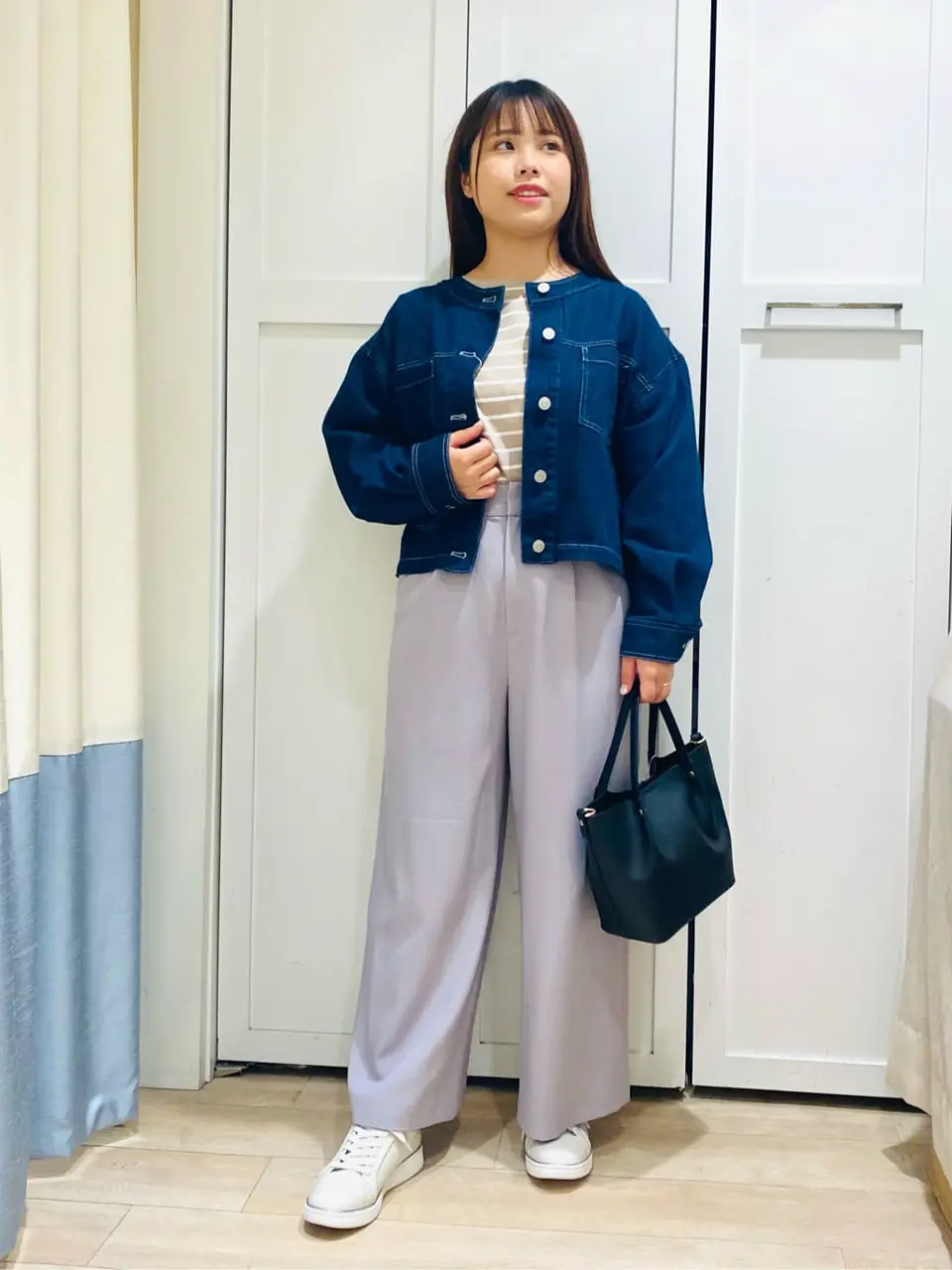 ANY SIS スタッフ コーディネート画像