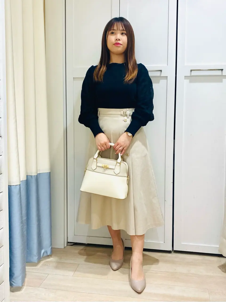 ANY SIS スタッフ コーディネート画像