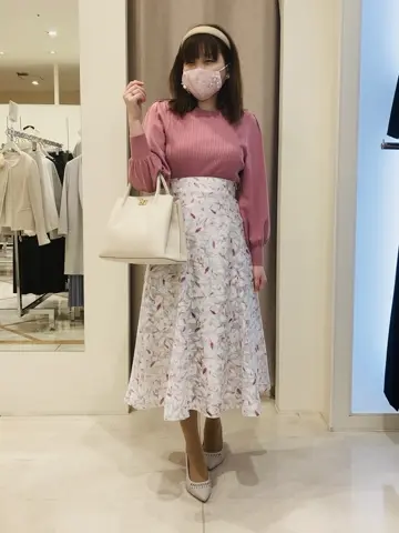 ANY SIS 川根　彩 コーディネート画像