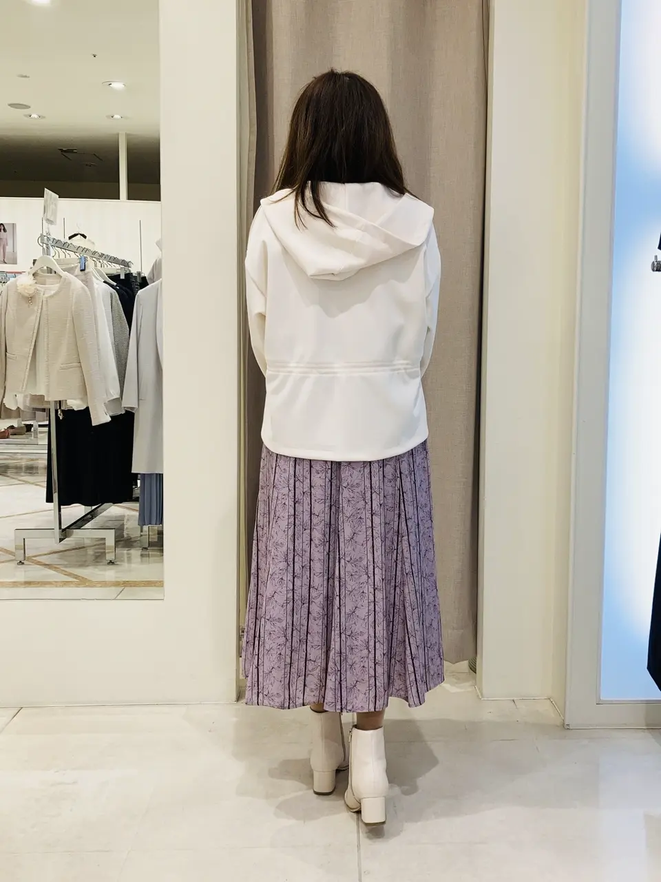 ANY SIS 川根　彩 コーディネート画像