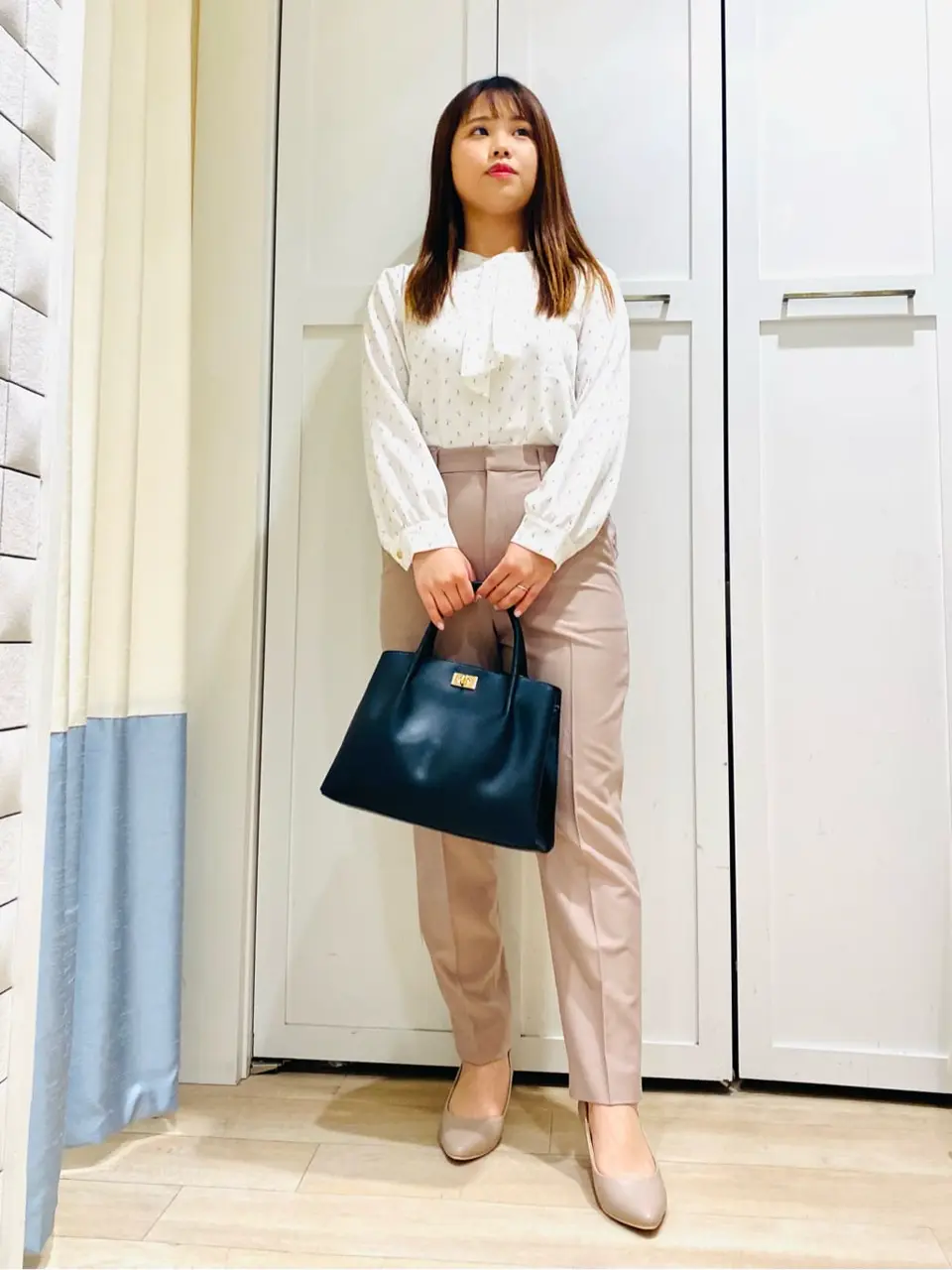 ANY SIS スタッフ コーディネート画像