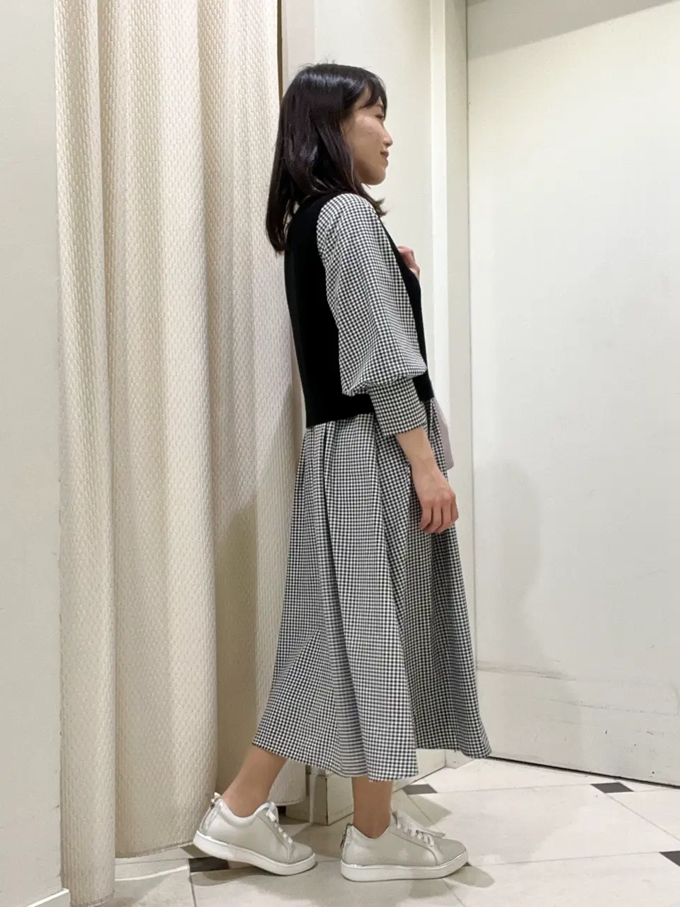 ANY SIS スタッフ コーディネート画像