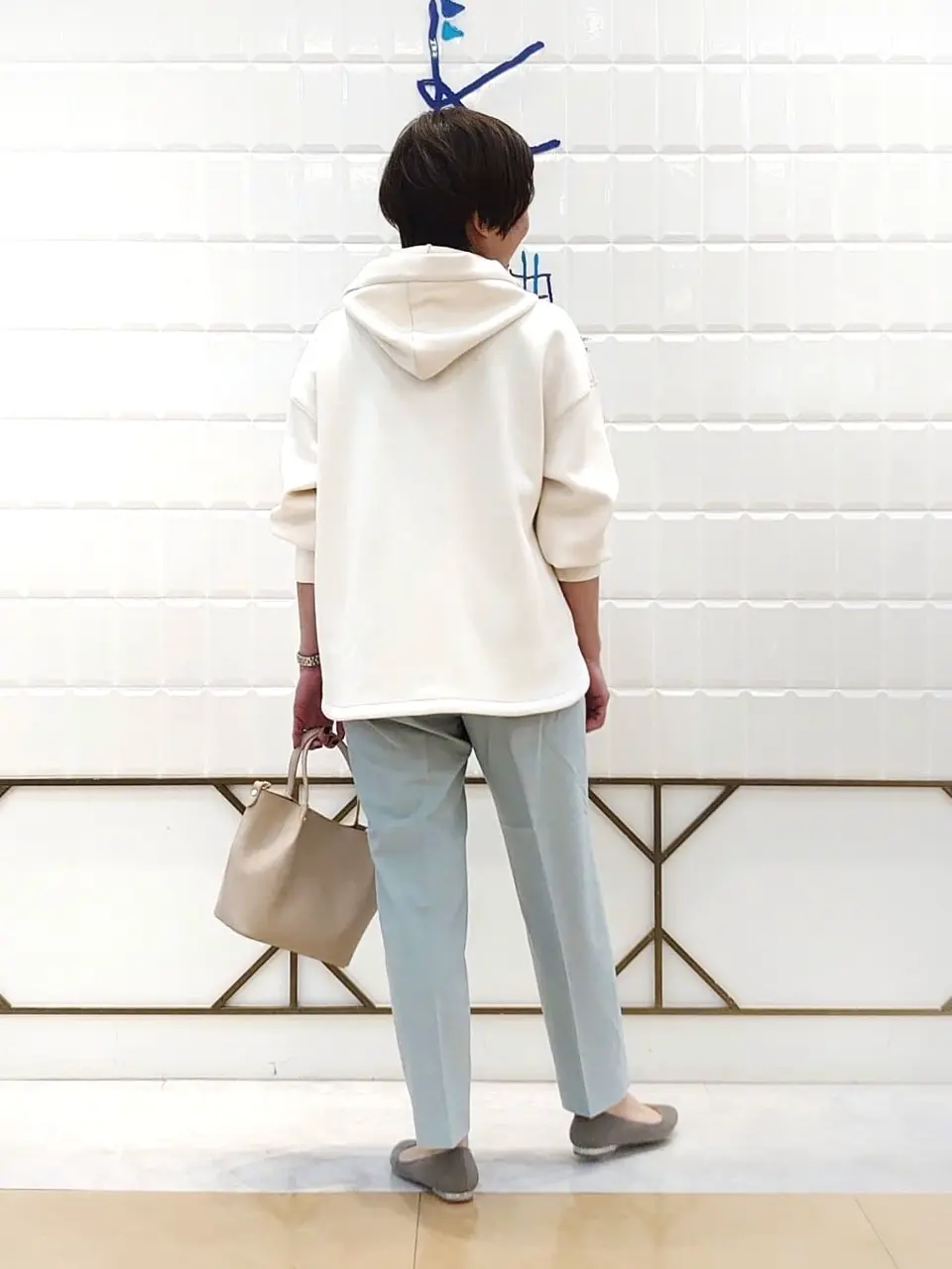 ANY SIS 井上 コーディネート画像