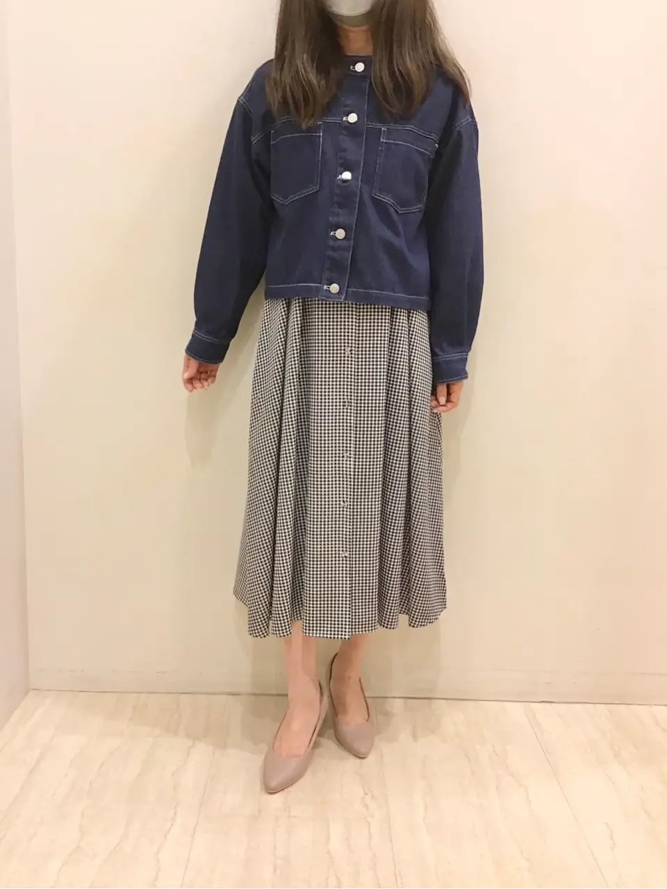 ANY SIS スタッフ コーディネート画像