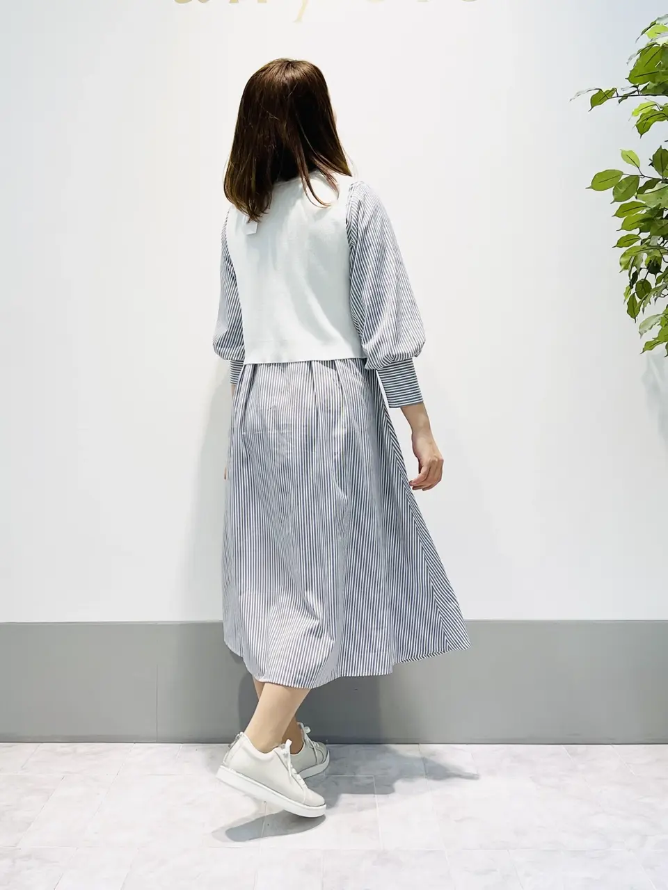 ANY SIS 岡本 コーディネート画像