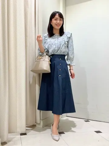 ANY SIS スタッフ コーディネート画像