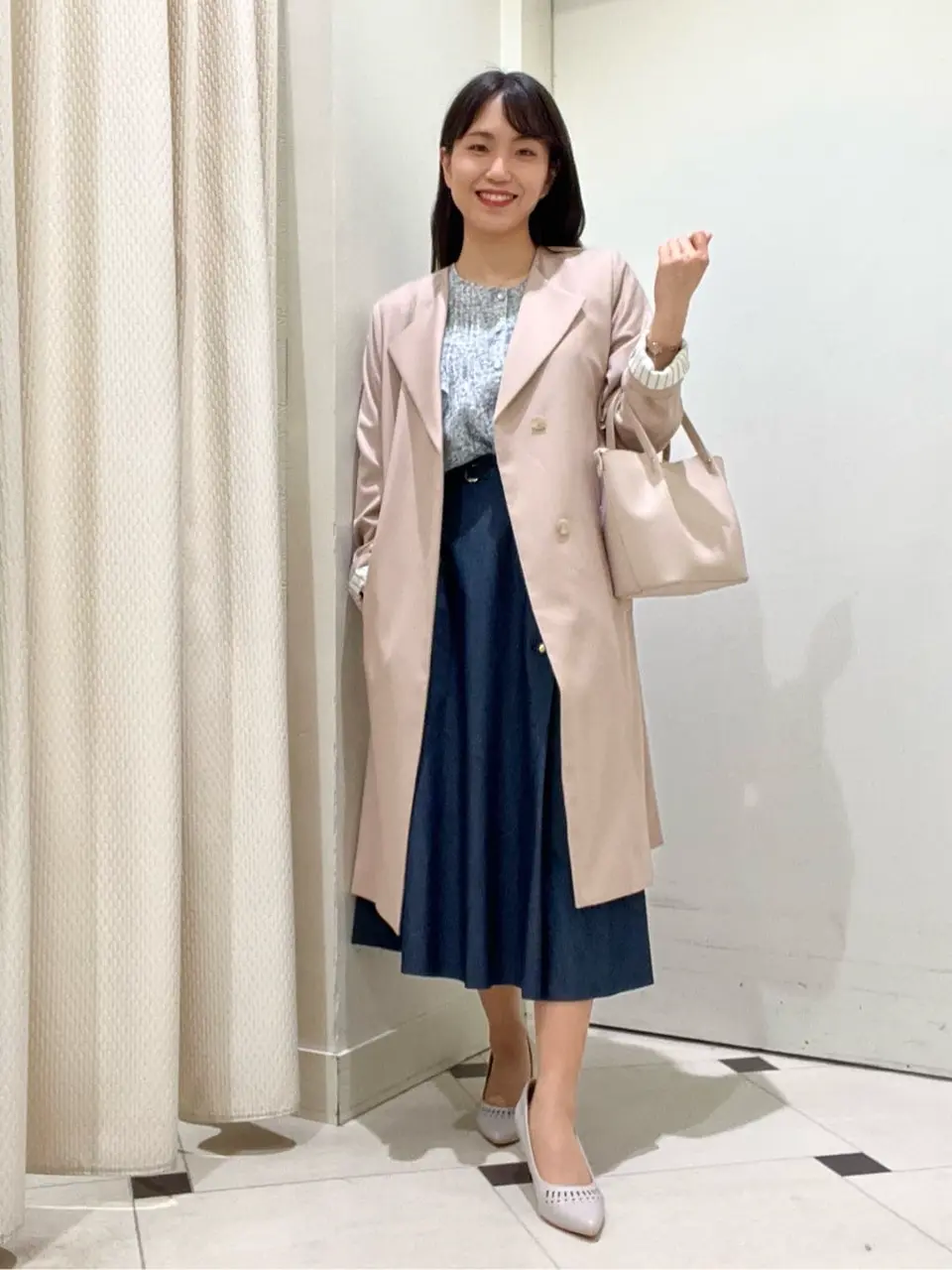 ANY SIS スタッフ コーディネート画像