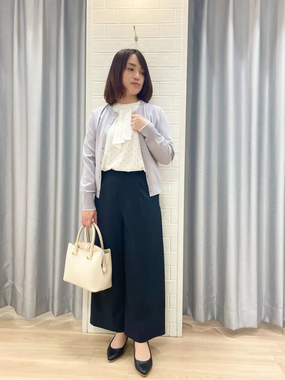 ANY SIS 丸岡 コーディネート画像